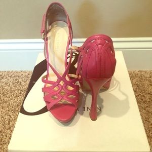 Hot pink pumps - Nine West!
